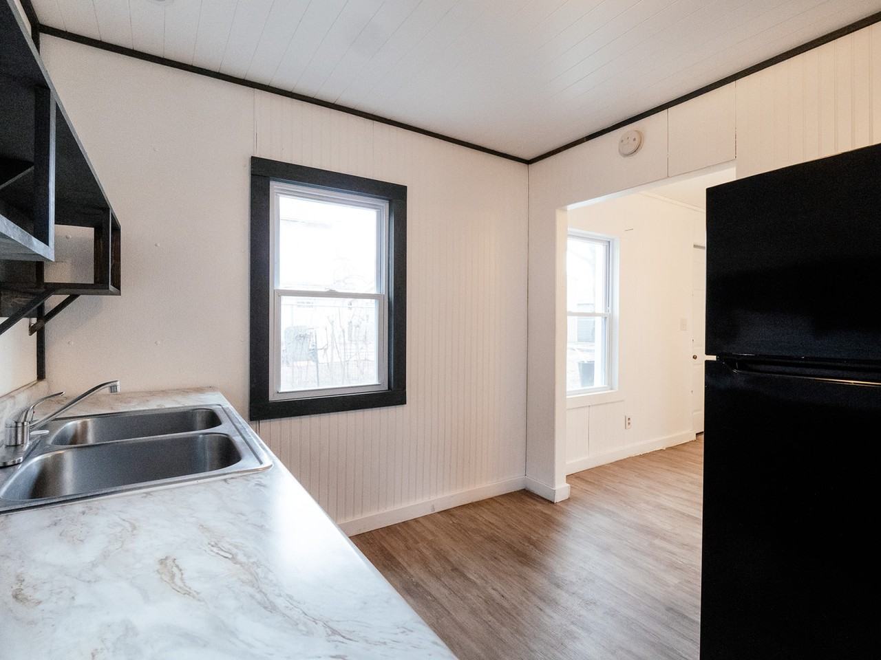 2023 Woodlawn Ave #1 - Photo 2 of 10