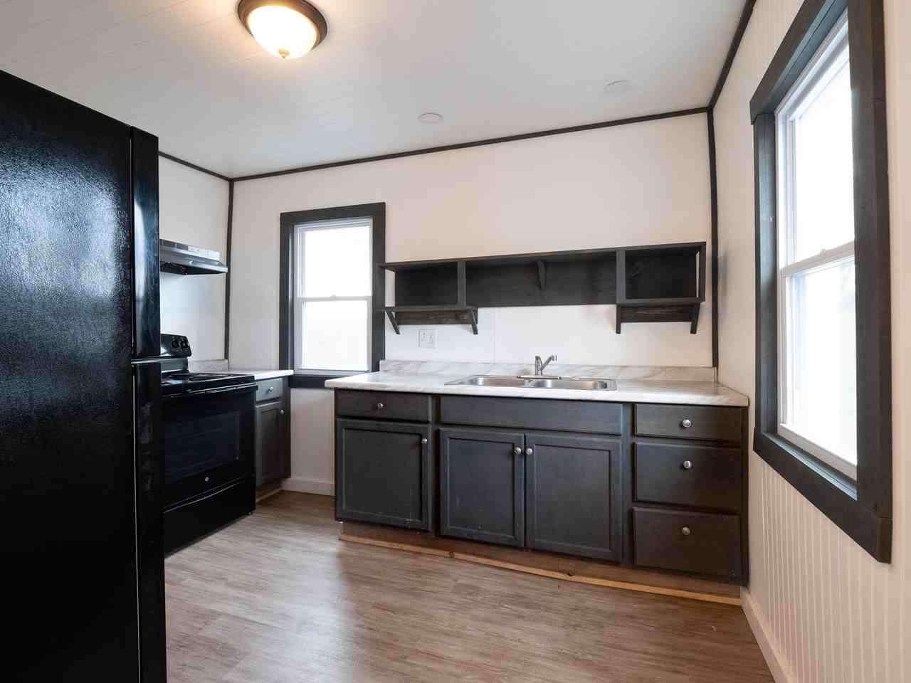 2023 Woodlawn Ave #1 - Photo 5 of 10