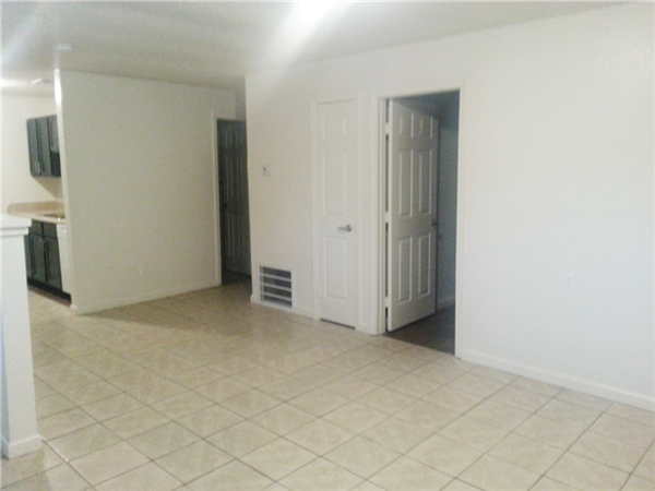 7155 N 9th Ave, Pensacola, FL 32504 - 3 unit Rentals - Zumper