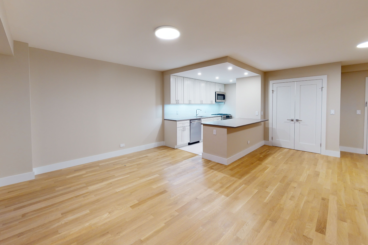 40 Harrison St #40-37L - Photo 2 of 12