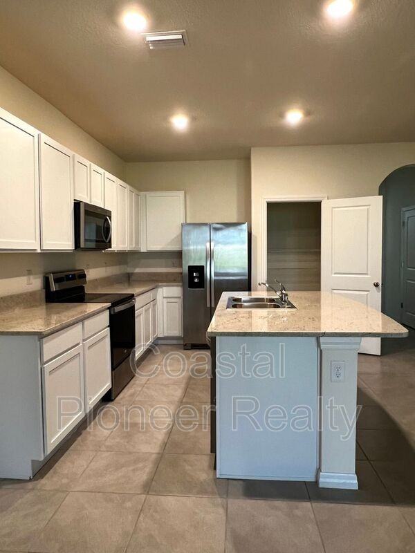 5334 Dragonfly Dr - Photo 4 of 26