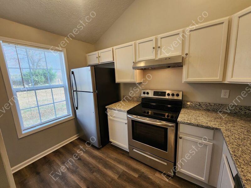 214 Dove Pl - Photo 2 of 15