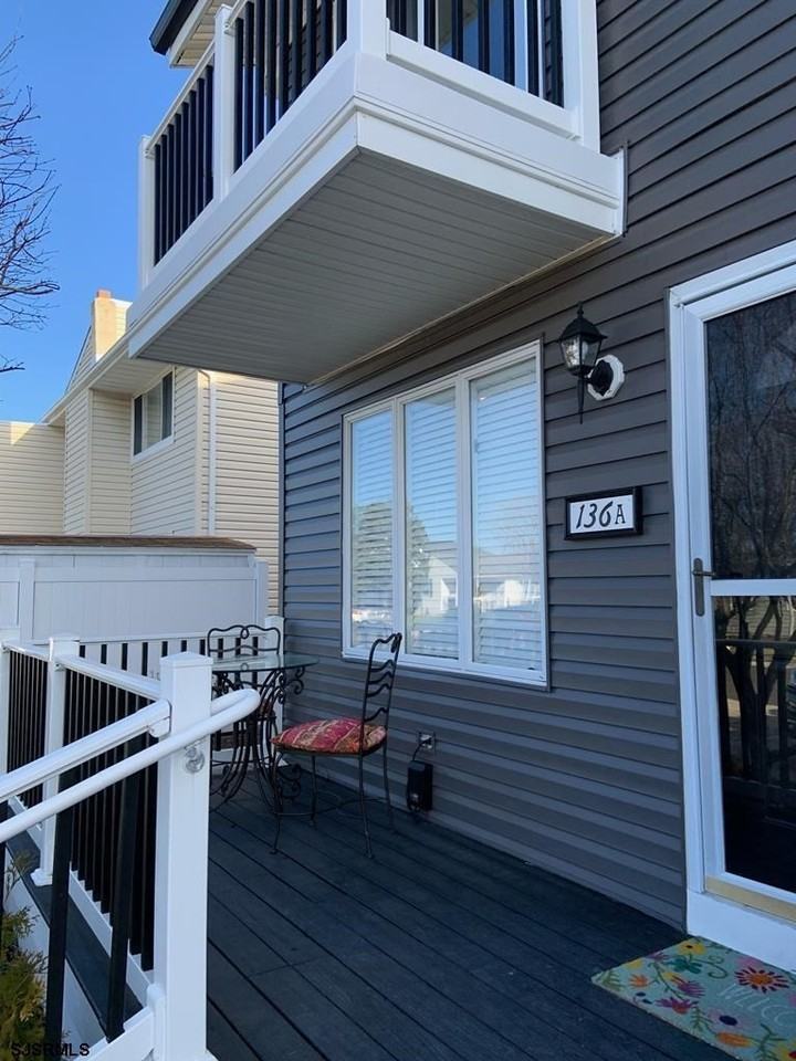 136 44th St S #A - Photo 2 of 19