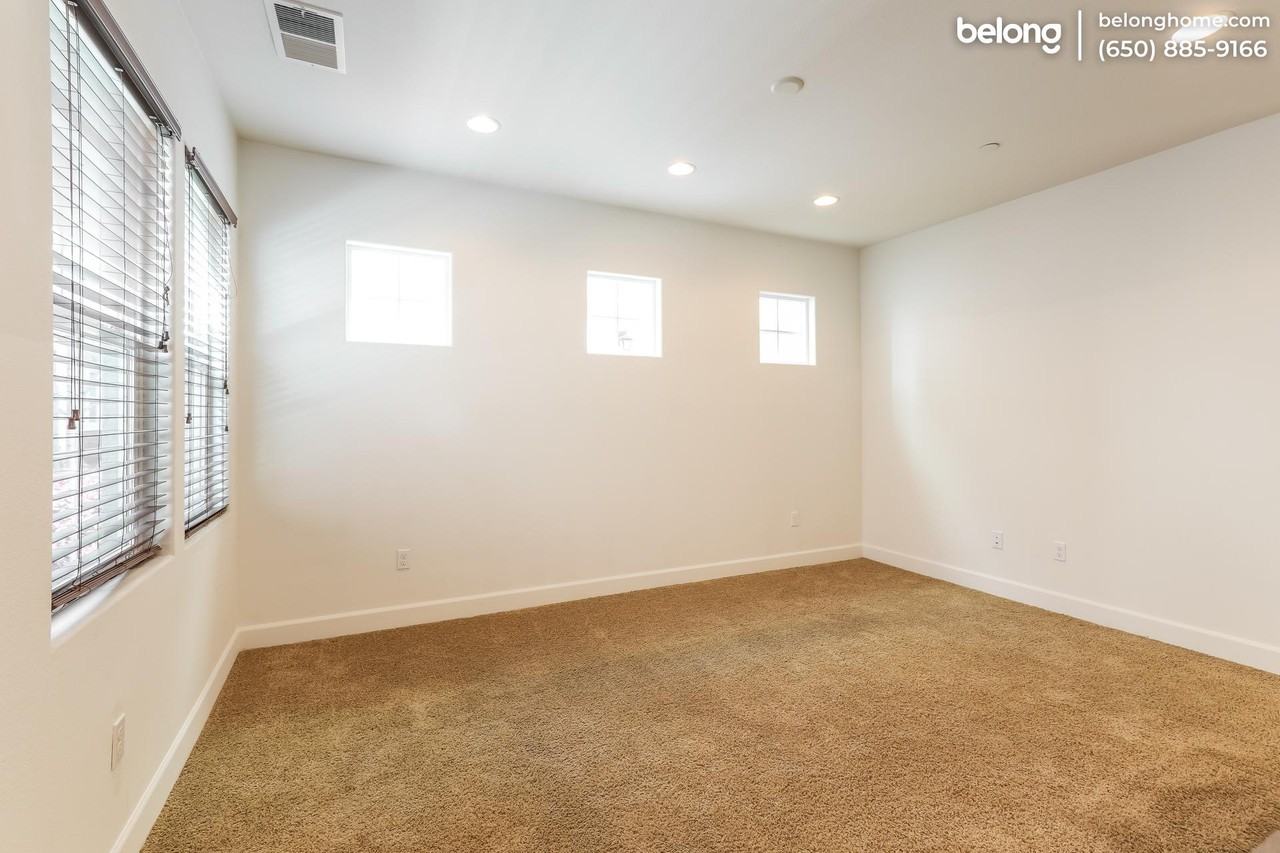 1591 Sylvia St - Photo 3 of 26