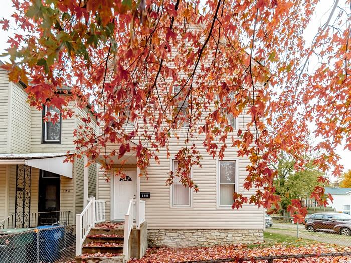 126 Elwood St - Photo 3 of 21