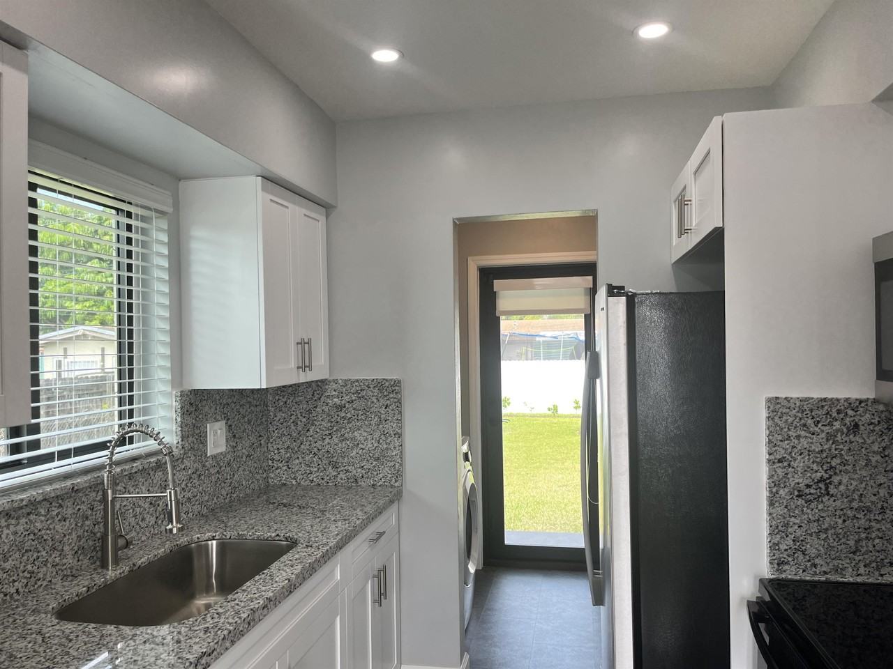11535 Sw 139th Ter #1 - Photo 4 of 16
