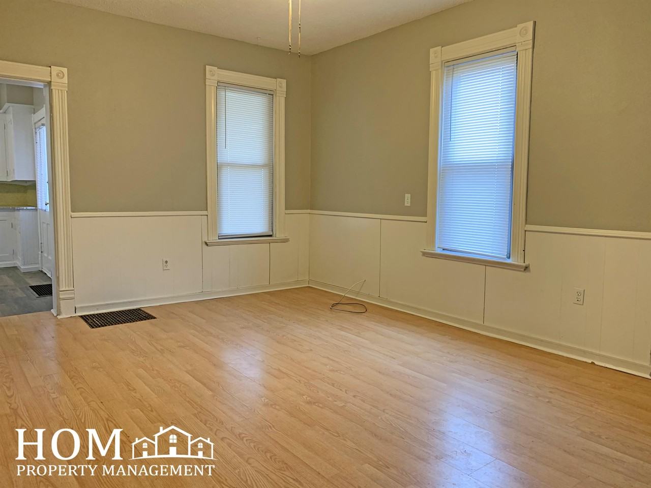 528 N 6th St #1 - Photo 5 of 10