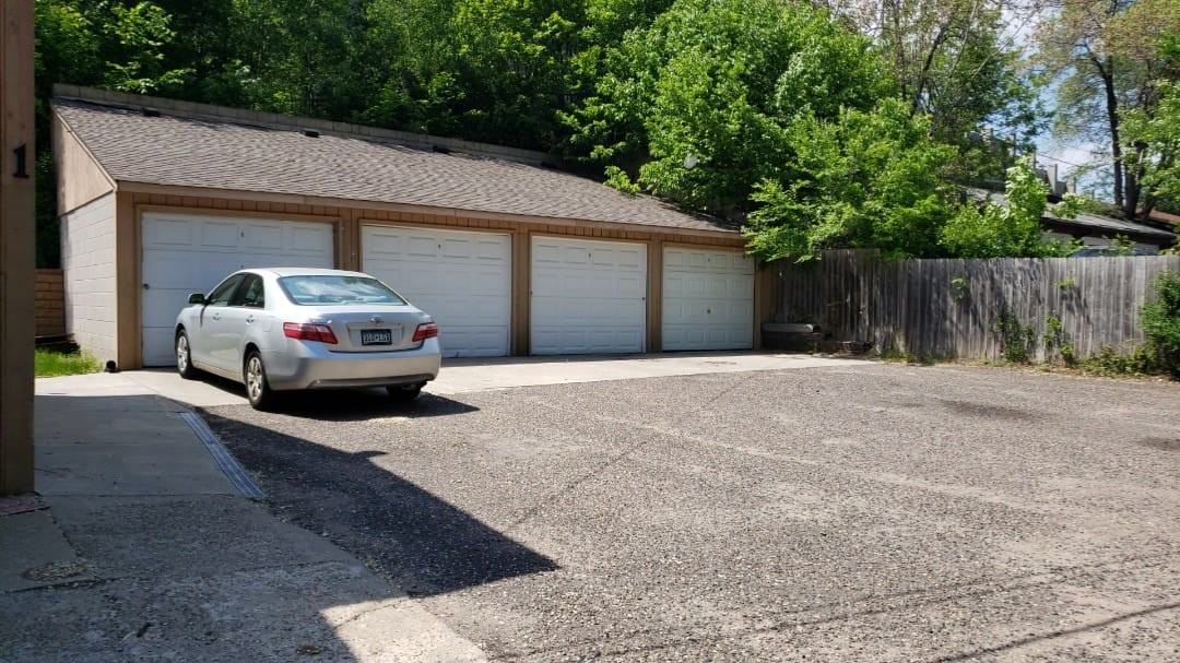 Updated 4plex Apartments Westminster St & E Wheelock Pkwy, St. Paul