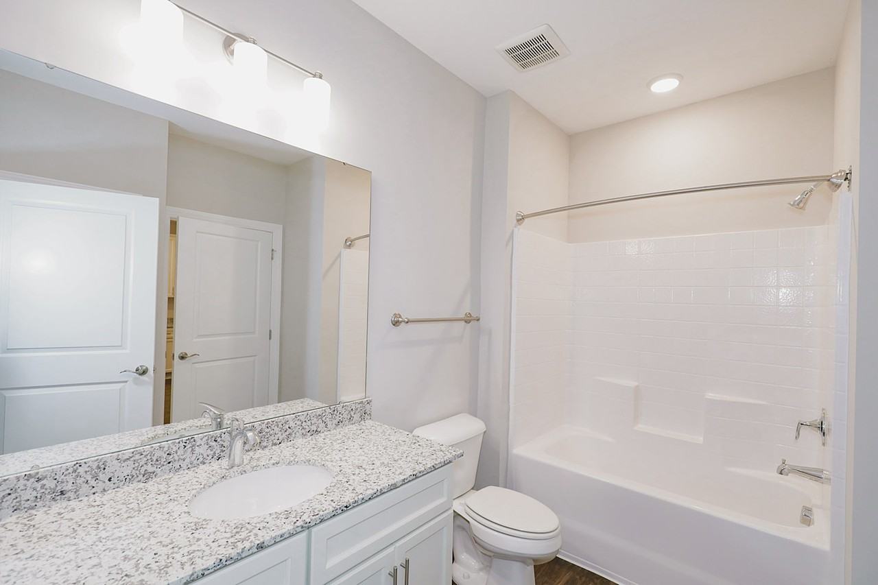 Brigham Ridge Apartments 1220 Pleasant Ridge Rd, Greensboro, NC 27409