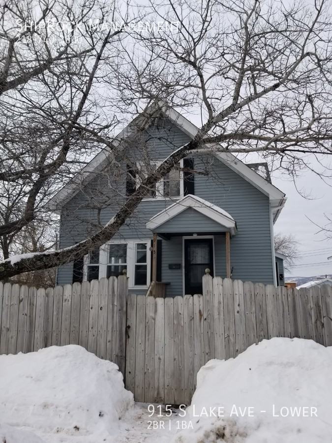 915 S Lake Ave #LOWER