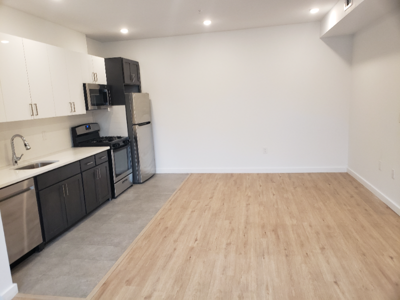 35 Mulberry St #102 - Photo 2 of 7