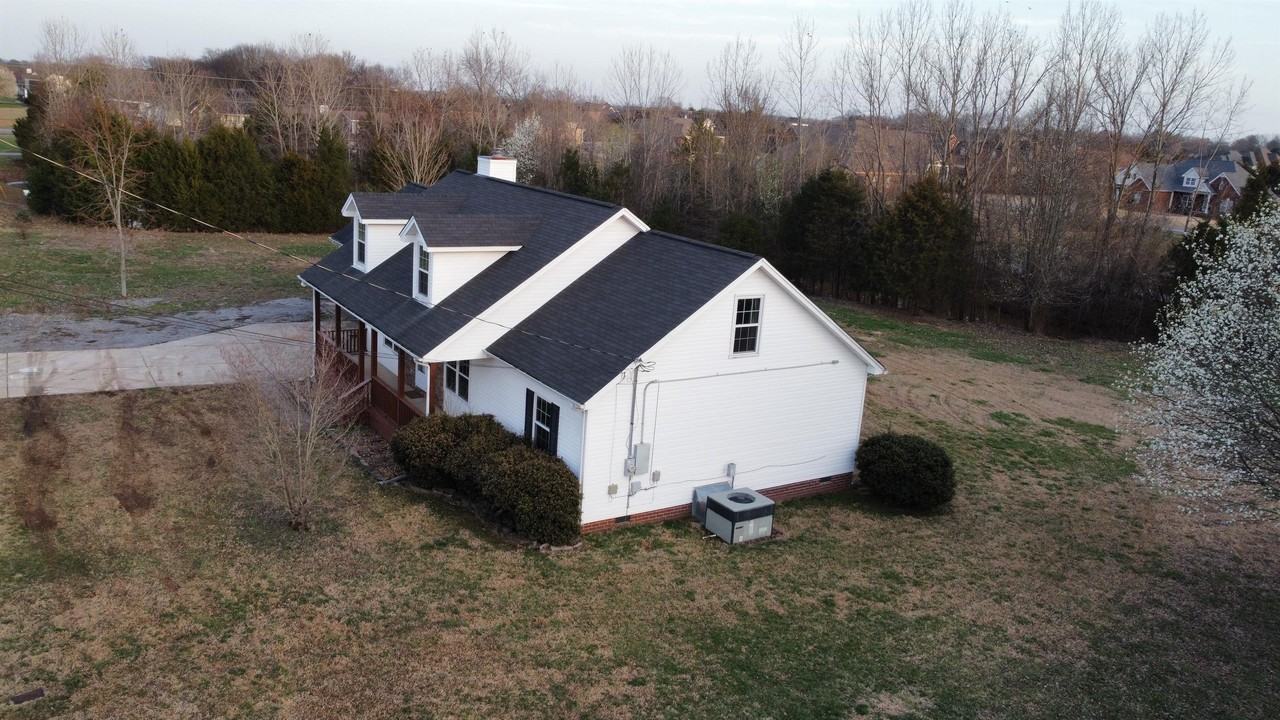 211 Fall Creek Dr #1 - Photo 7 of 46