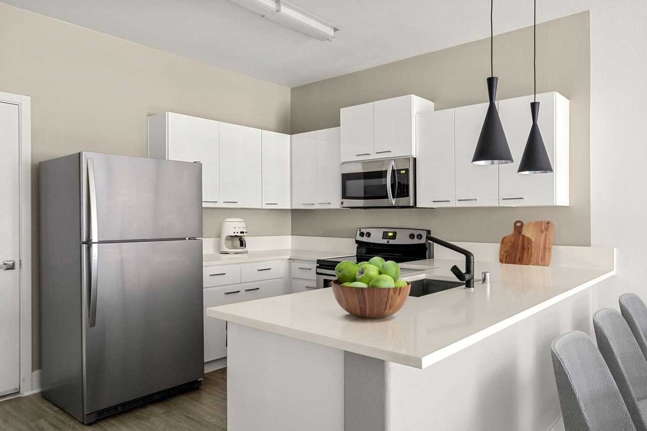 2one5 - Photo 5 of 37