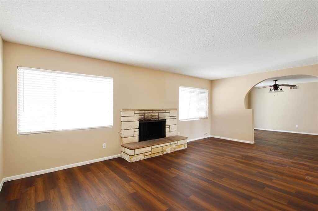 44247 12th St E - Photo 3 of 17