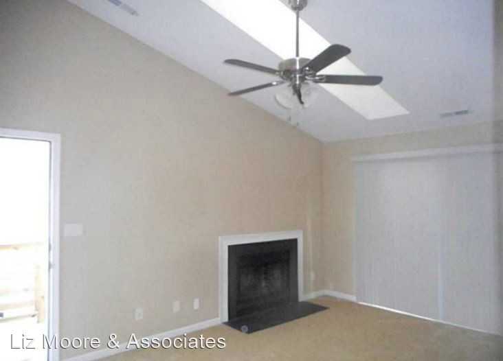 48B Emeraude Plage - Photo 3 of 16