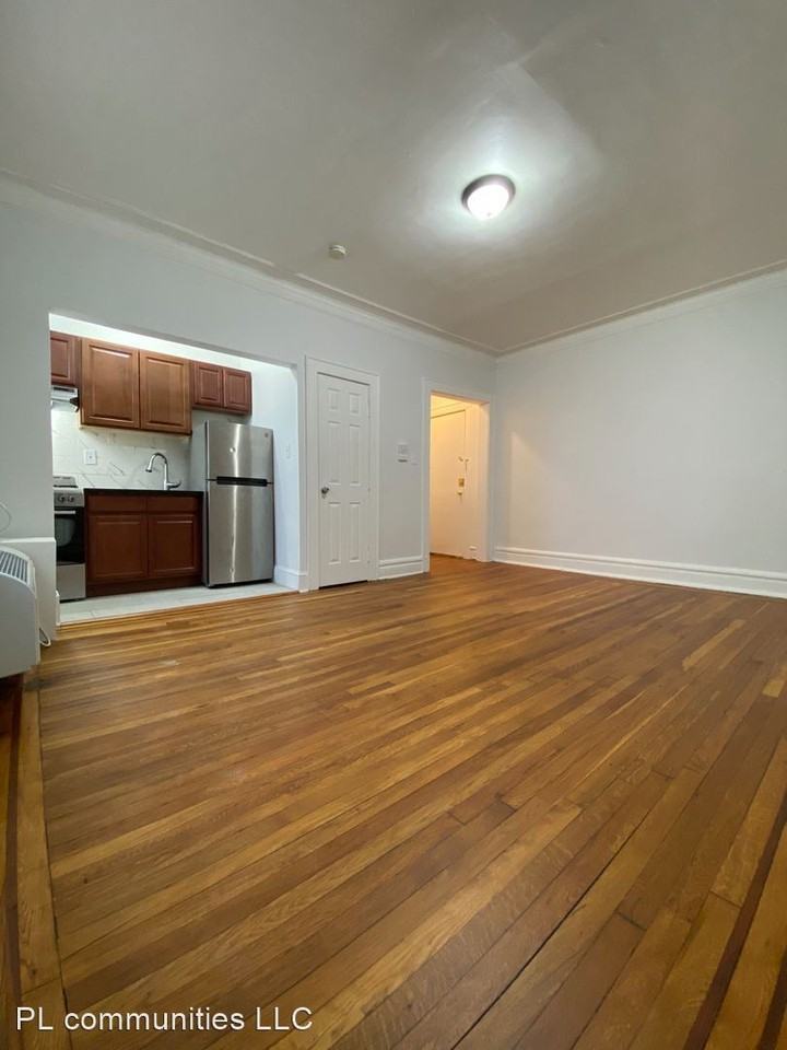 24 S Grove St - Photo 2 of 7