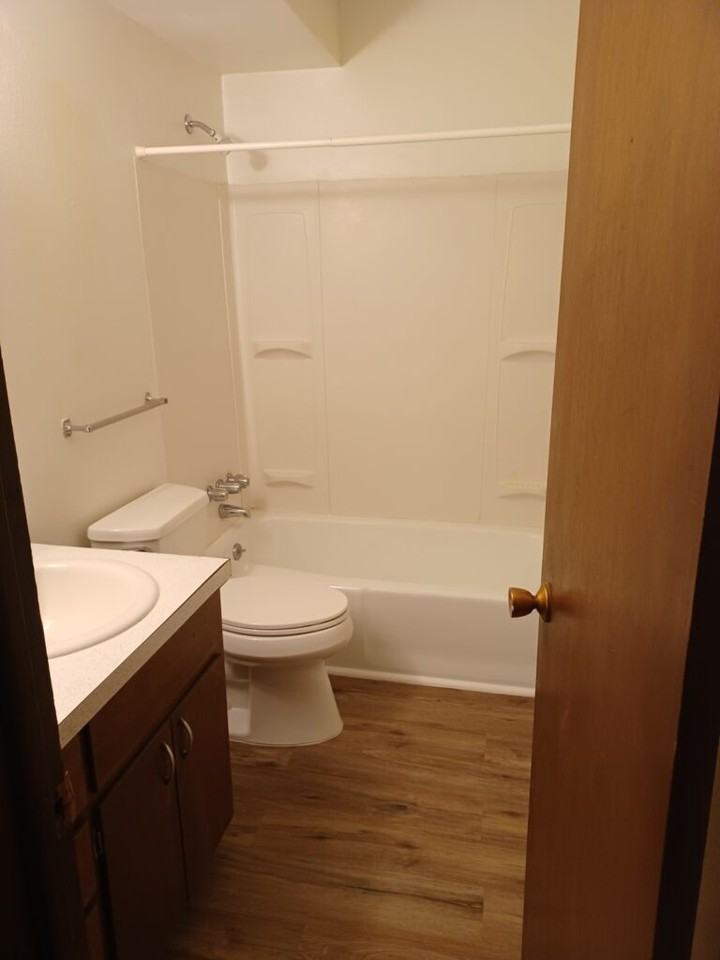 1411 Sw Fairlawn Rd - Photo 4 of 4