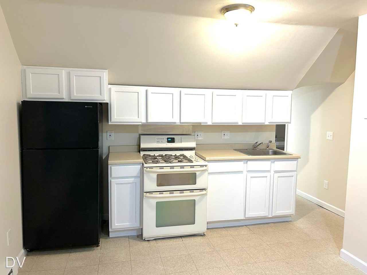 3 Charles St - Photo 2 of 7