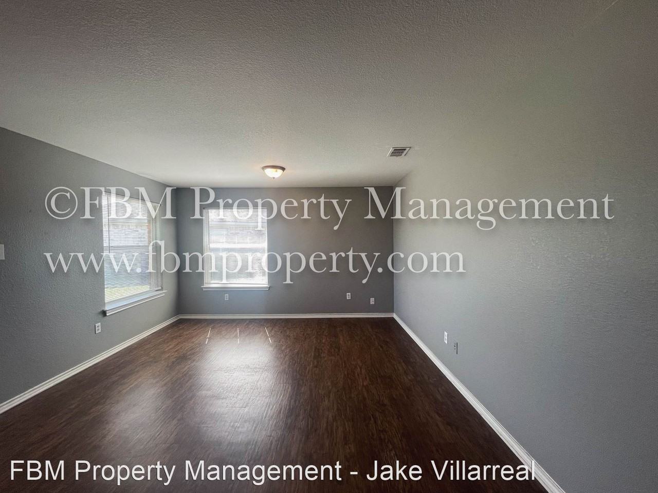 1496 & 1498 Vermont - Photo 2 of 12