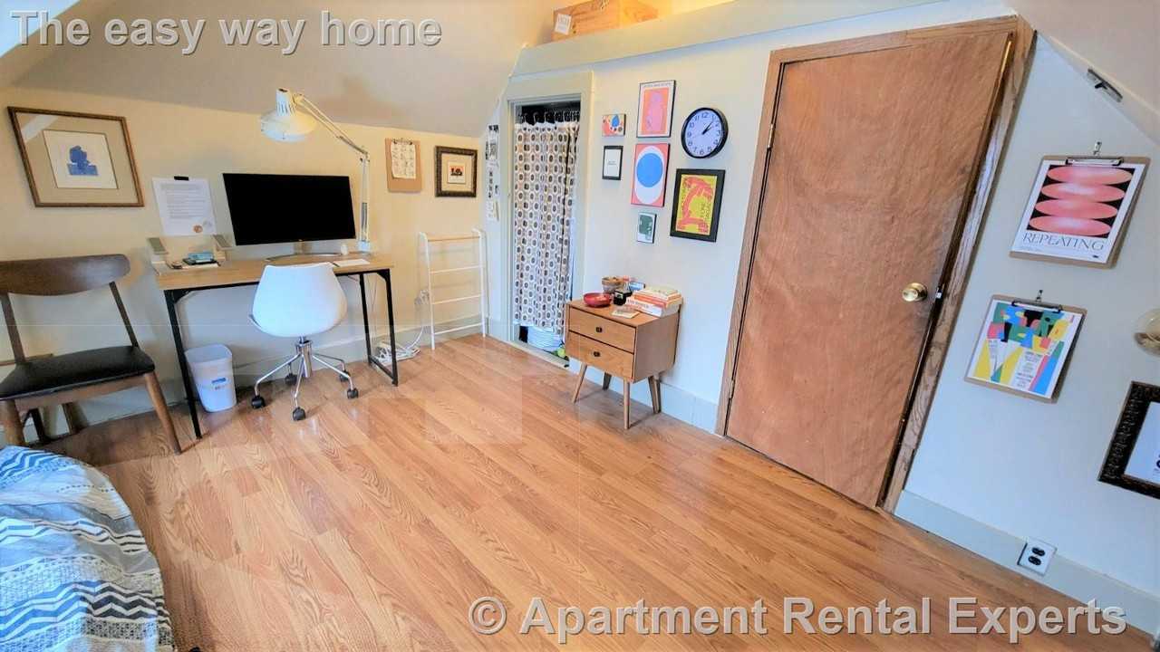 357 Highland Ave #2 - Photo 5 of 10