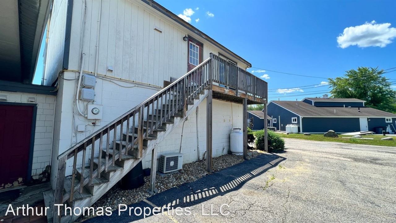 1 Bayside Rd - Photo 3 of 21