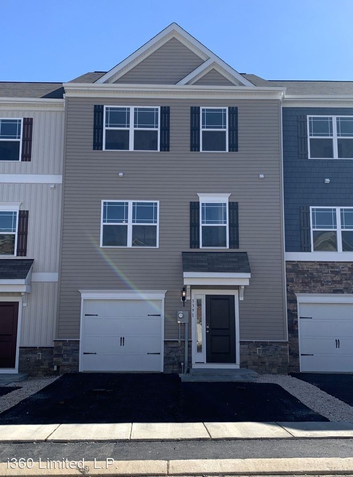 3391 Landmark Ct - Photo 2 of 38