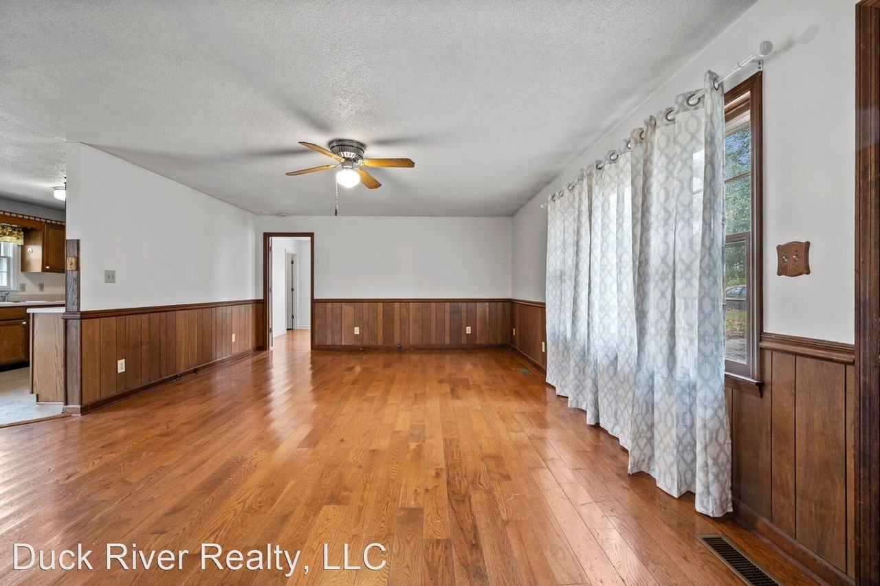 1906 Lynnwood Dr, Columbia, TN 38401 3 Bedroom House for 1,350/month Zumper