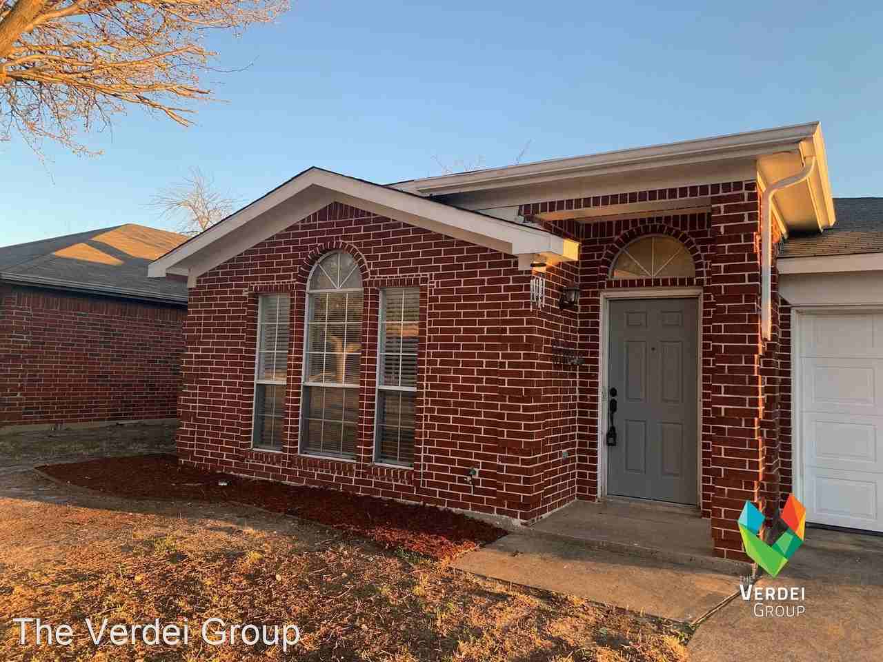 5945 Ravenya St - Photo 2 of 16