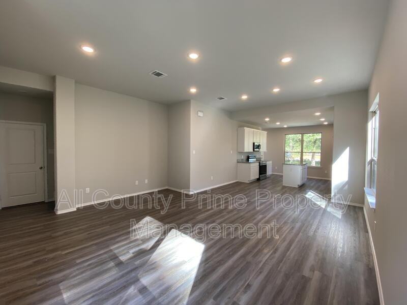 15860 Pecan Dr - Photo 6 of 23