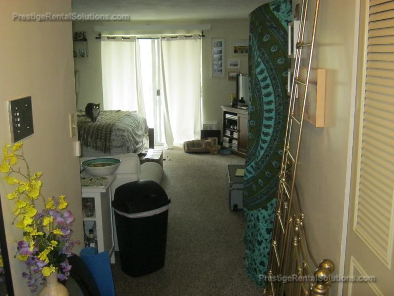 Greentree Ln #301 - Photo 2 of 11