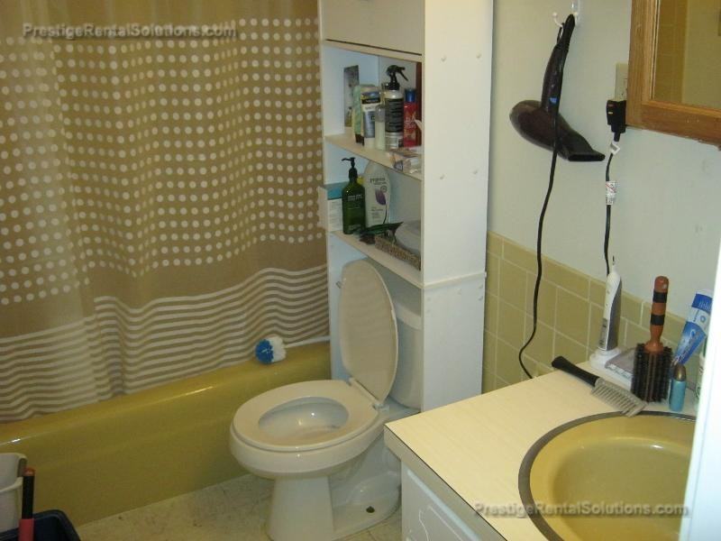 Greentree Ln #301 - Photo 7 of 11