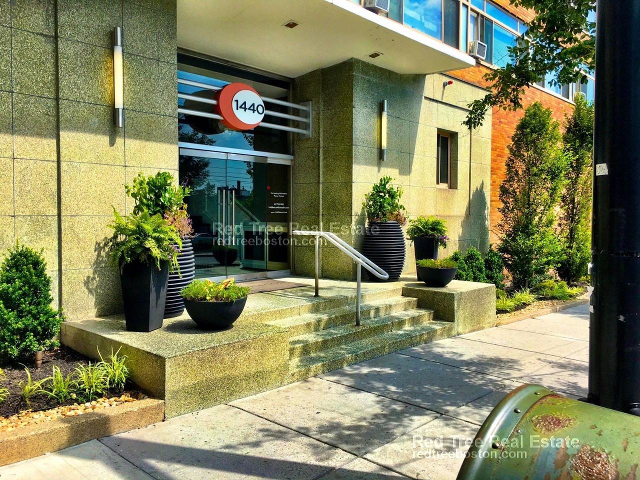 1440 Beacon St #214 - Photo 5 of 15