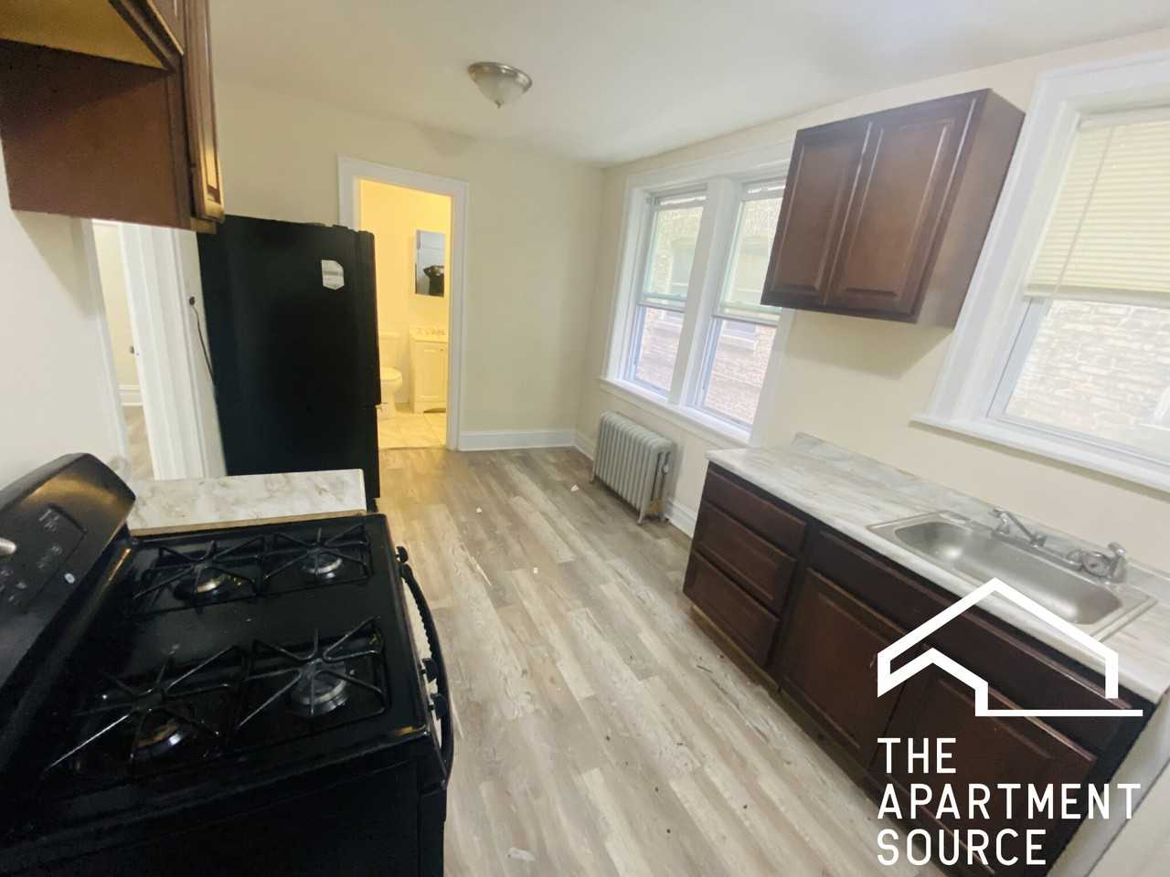 5017 W Cermak Rd #12 - Photo 2 of 12