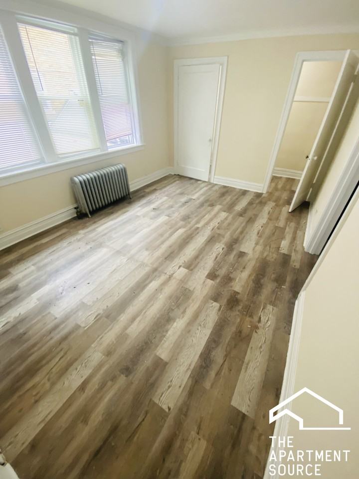 5017 W Cermak Rd #12 - Photo 6 of 12