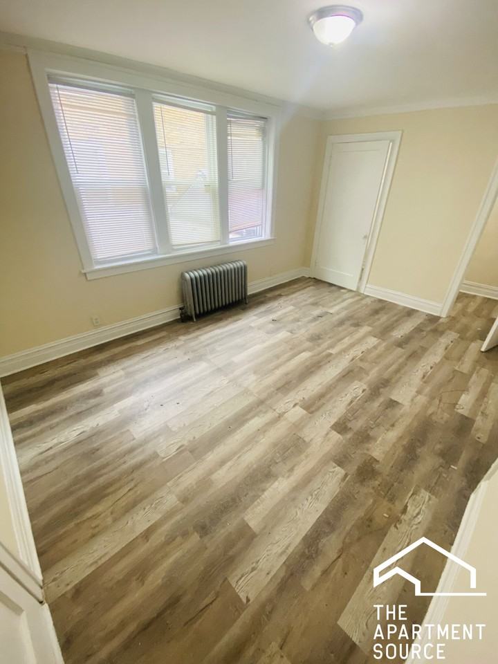 5017 W Cermak Rd #12 - Photo 7 of 12