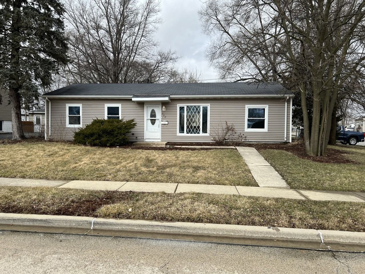 622 Murphy Dr, Romeoville, IL 60446 4 Bedroom House for $3,200/month -  Zumper