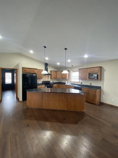 2670 56th St - Photo 2 of 16