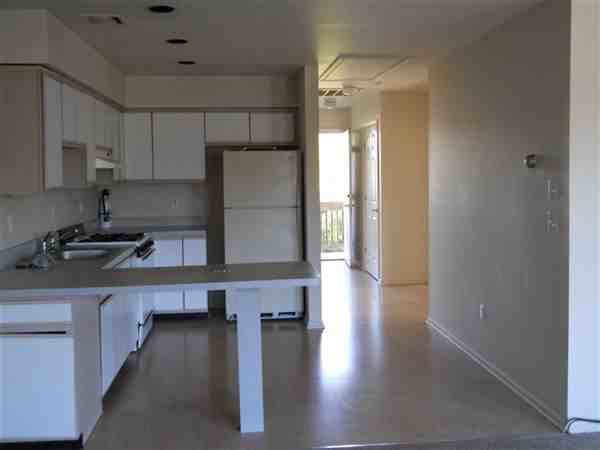 3107 Bridge Ave - Photo 3 of 9