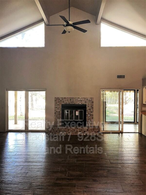 1670 N Wakonda St - Photo 2 of 9