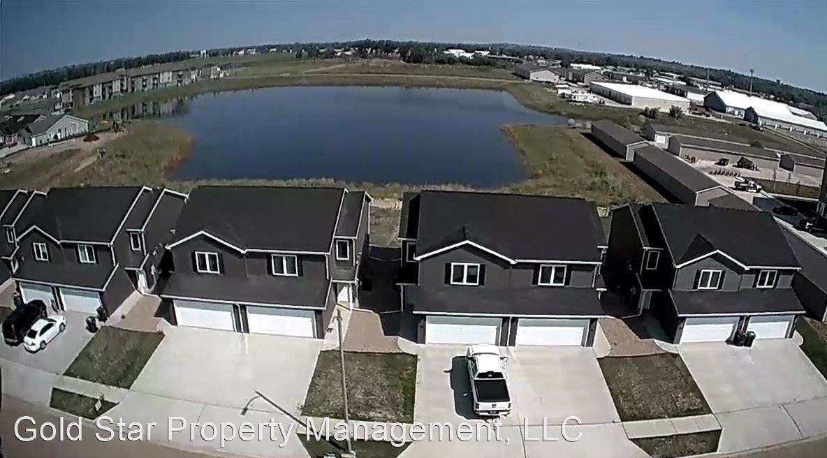 3926 24th St Se - Photo 2 of 8