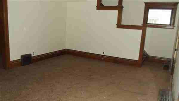 911 N Martin Luther King Jr Blvd - Photo 3 of 6