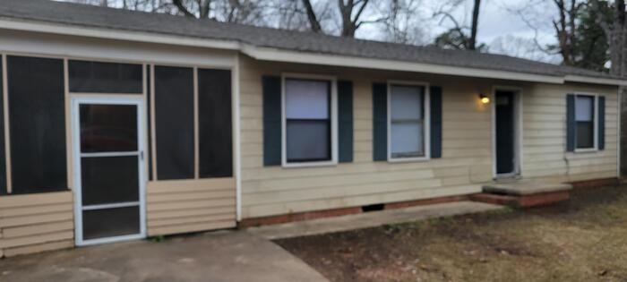 391 Sheppard Rd - Photo 3 of 49