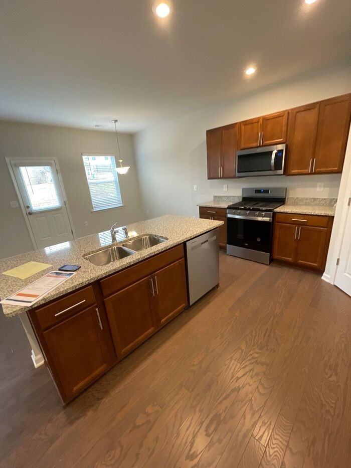 360 Paulownia Cir - Photo 2 of 6