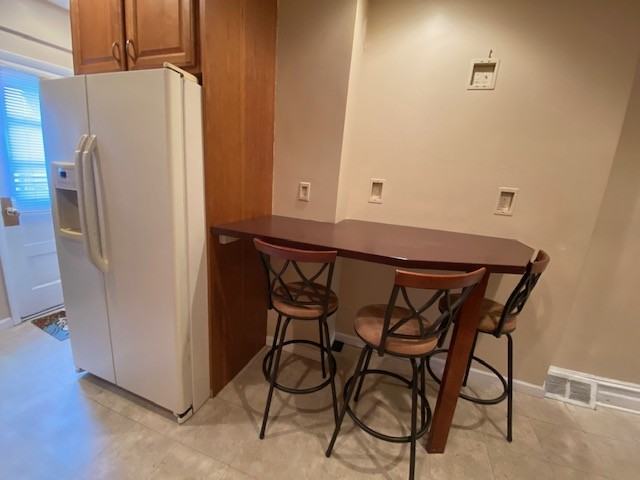 427 E Wall St #1 - Photo 7 of 18