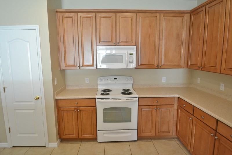 2861 St Clair St - Photo 2 of 11