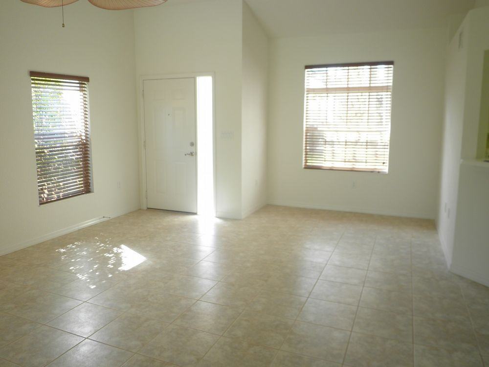 7604 Marsh Orchid Cir - Photo 2 of 12