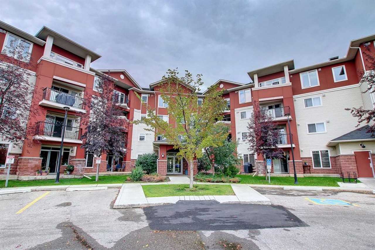 2 Bedroom 2 Bathroom Condo in Country Hills Apartments 401 401