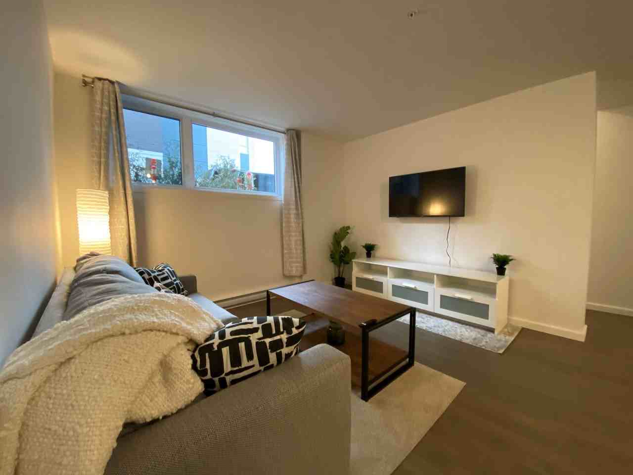 Osha Remarquable Habitat Apartments 554 Rue Nicolet, Montréal, QC H1W 3K2 Zumper