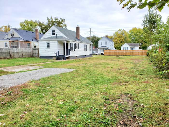 3616 Craig Ave - Photo 2 of 10