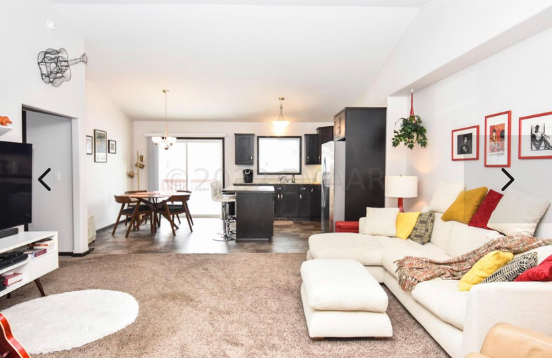 1310 12th St W - Photo 3 of 20